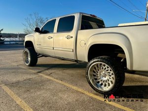 GMC Sierra Side Steps - E-Power Running Boards - Crew Cab - Body Armor 4x4 (2007-2018) GMC Sierra Side Steps - E-Power Running Boards - Crew Cab - Body Armor 4x4 (2007-2018)